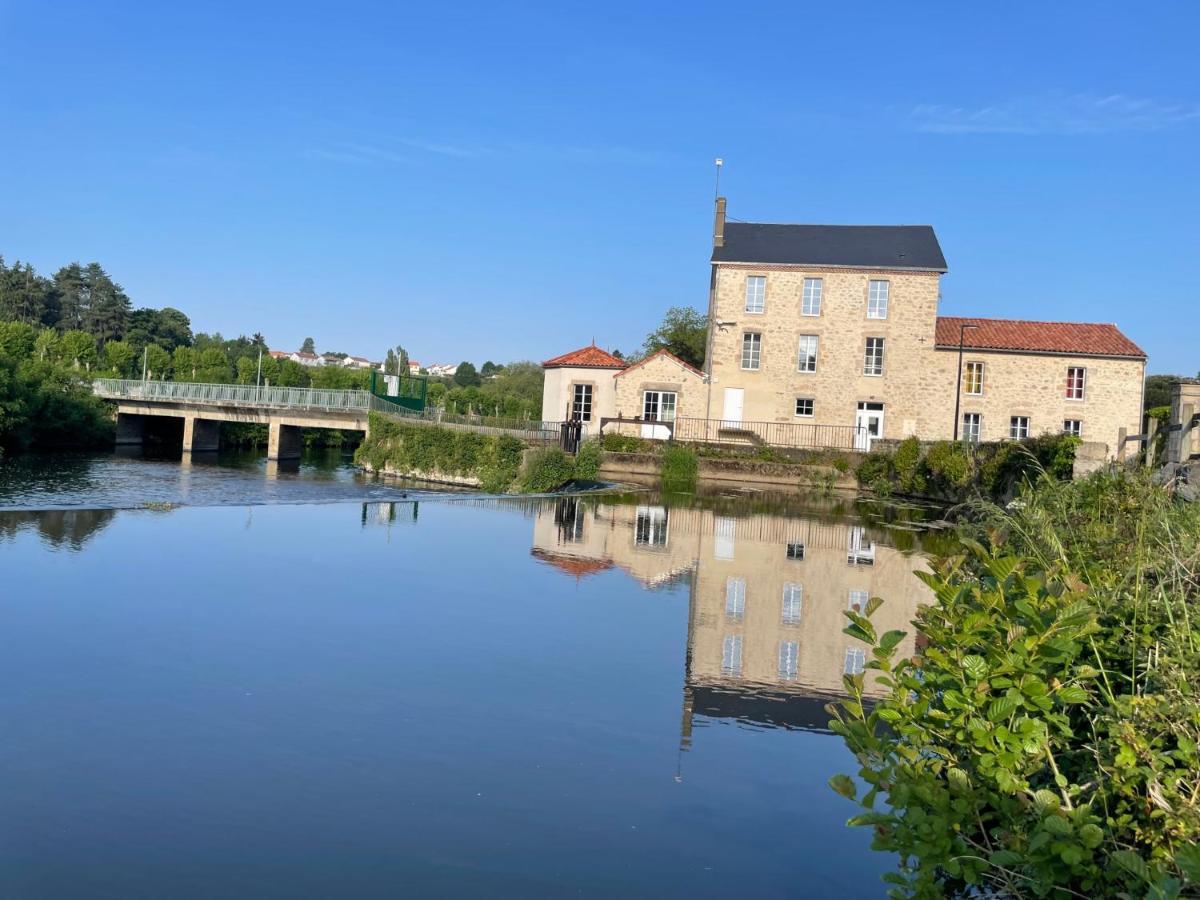 Moulin De Chaussac 10 Min Du Puy Dufou Saint-Laurent-sur-Sèvre